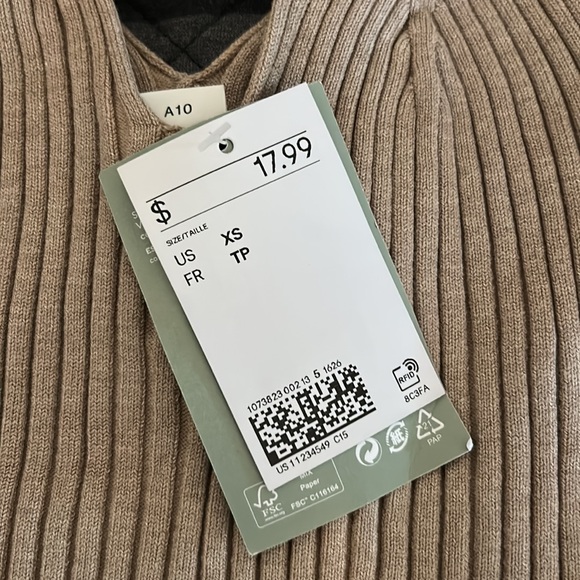 H&M Tank Top - Picture 2 of 2